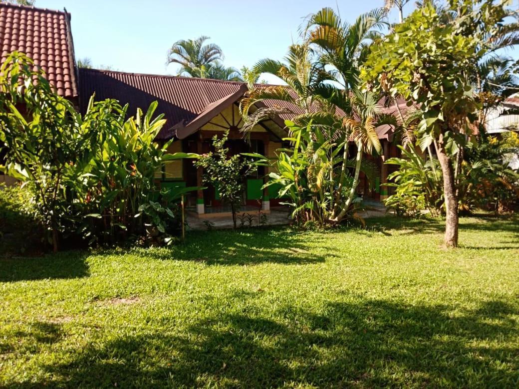 Anouxa Riverview Guesthouse Champasak Exterior foto