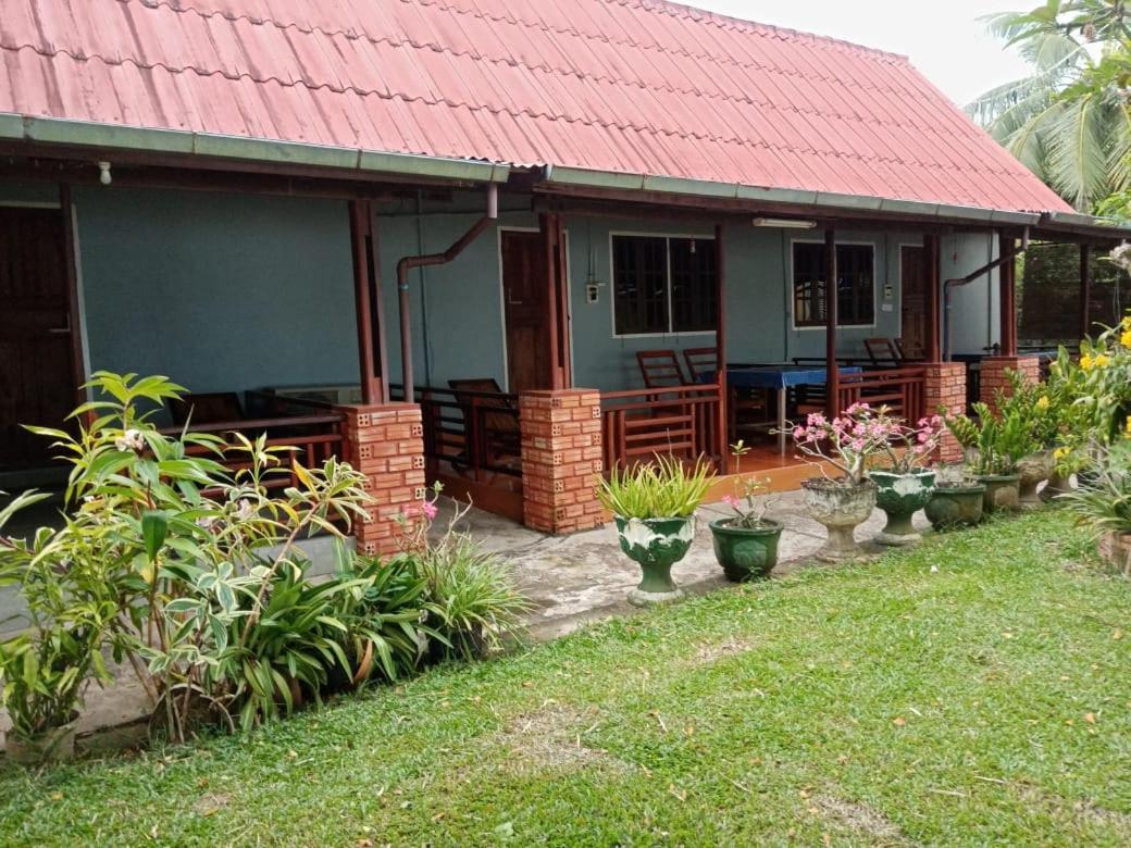 Anouxa Riverview Guesthouse Champasak Exterior foto