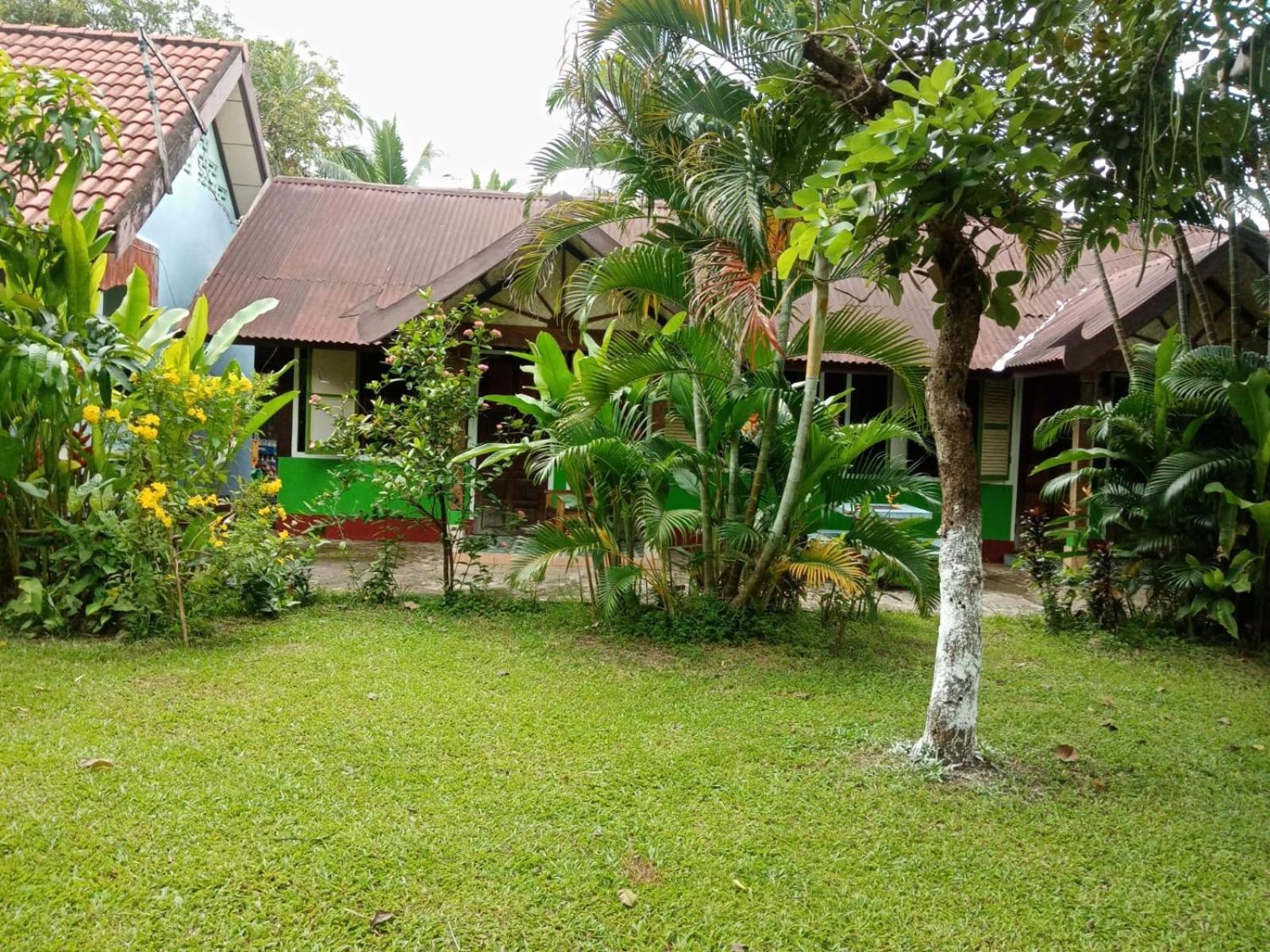 Anouxa Riverview Guesthouse Champasak Exterior foto